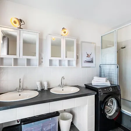 Cafe Pfaus Heidburg בית הארחה Mühlenbach