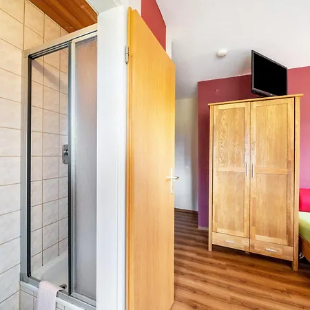 Cafe Pfaus Heidburg בית הארחה 3*