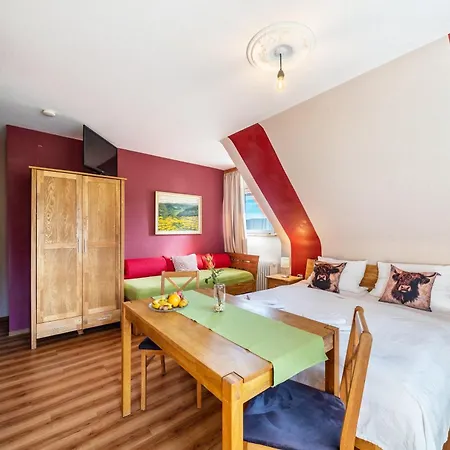 בית הארחה Cafe Pfaus Heidburg