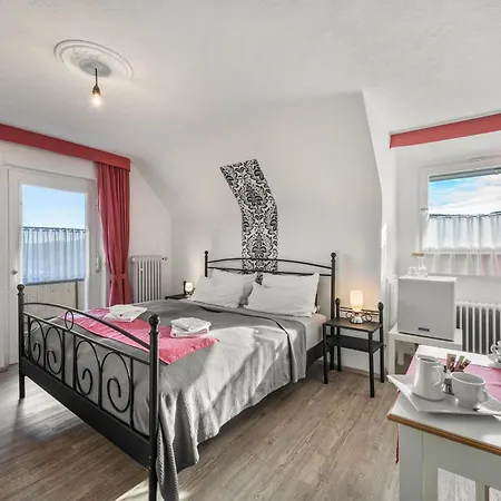 Café Pfaus Heidburg Gasthof 3*