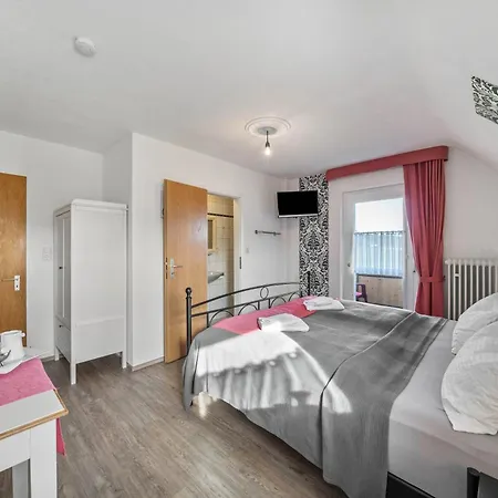 Cafe Pfaus Heidburg 3*