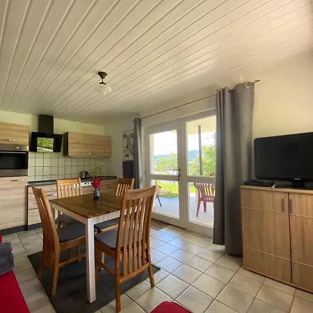 Cafe Pfaus Heidburg Guest house Muehlenbach